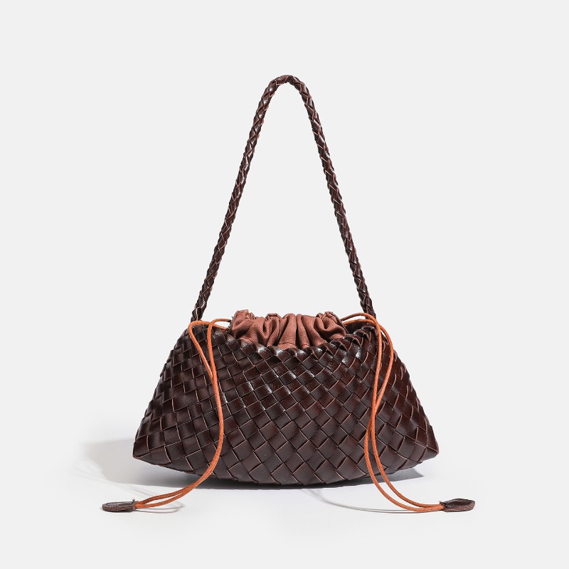 Women Bags Discount - กระเป๋าถือสะพายไหล่แบบทอมือพรีเมียม SS 2026 ขายดี มีช่องด้านในขนาดใหญ่ กระเป๋าถือใต้วงแขน