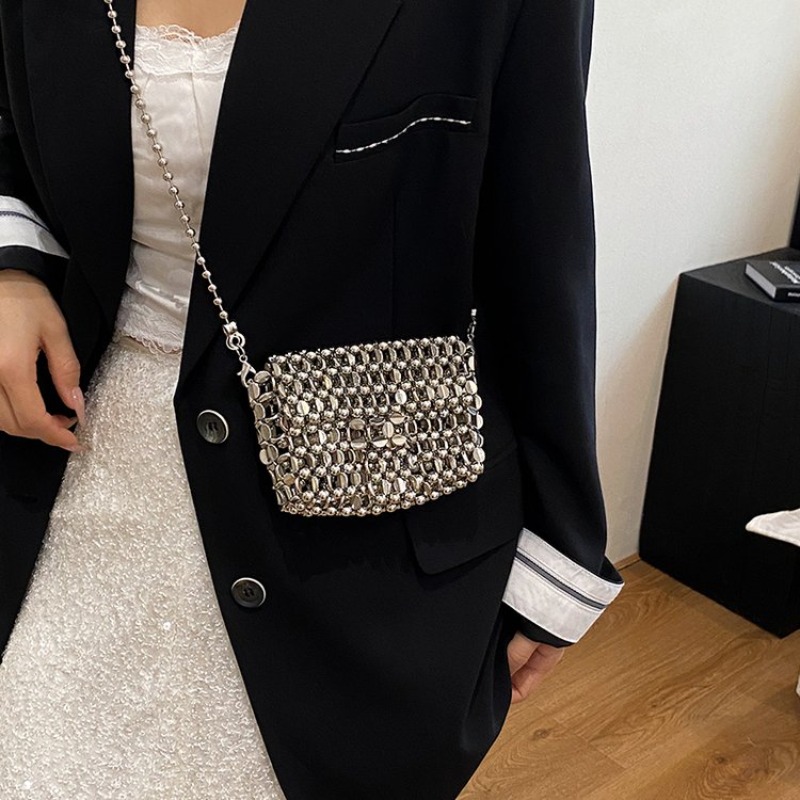กระเป๋าคลัทช์สีพื้นเรียบหรู ดี - Women Bags Discount บทวิจารณ์และราคา